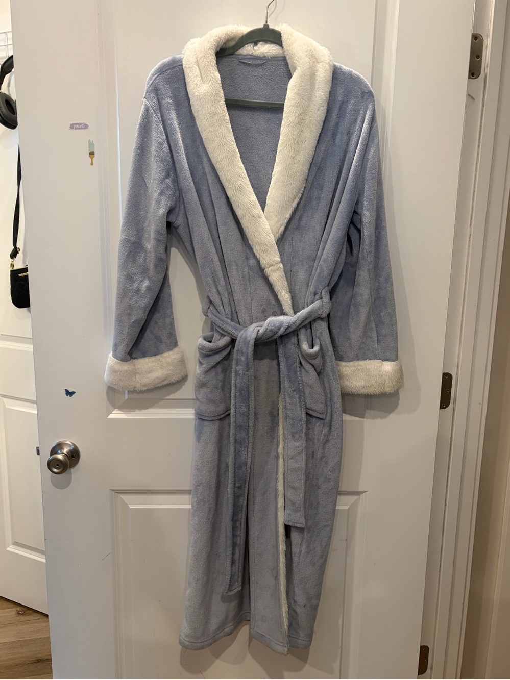 Plush Shawl-Collar Robe with Contrast Trim - Light Blue